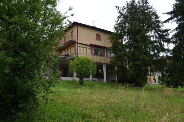 negozio in vendita a Gaverina Terme