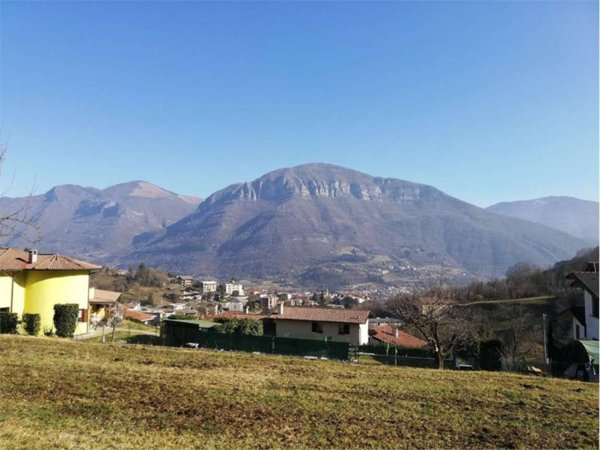 terreno edificabile in vendita a Gaverina Terme