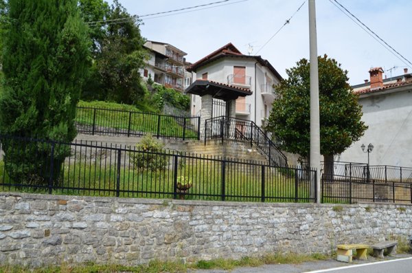 casa indipendente in vendita a Gaverina Terme