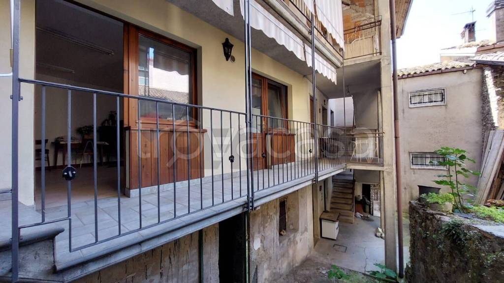 appartamento in vendita a Gaverina Terme