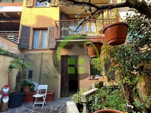 casa indipendente in vendita a Gazzaniga