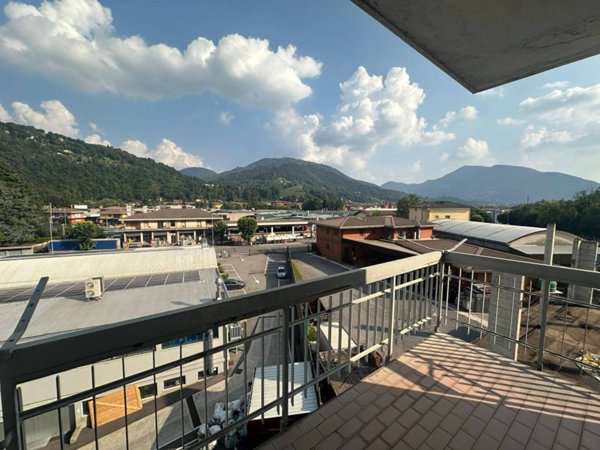 appartamento in vendita a Gazzaniga