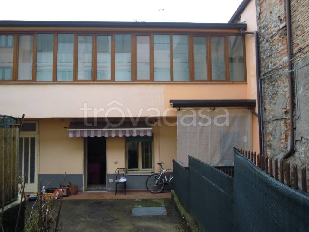 appartamento in vendita a Gazzaniga