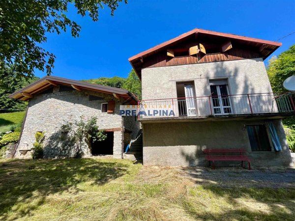 casa indipendente in vendita a Gazzaniga