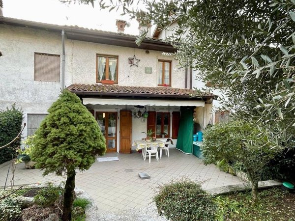appartamento in vendita a Gazzaniga