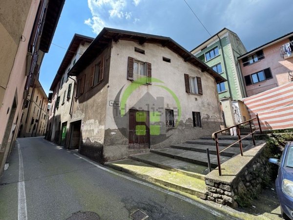 appartamento in vendita a Gazzaniga