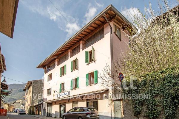 casa indipendente in vendita a Gazzaniga