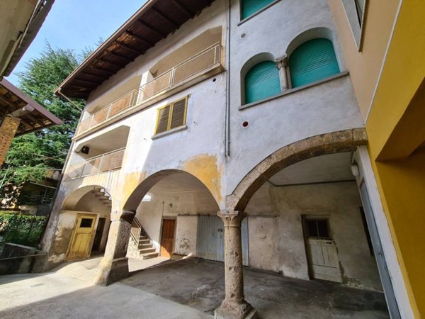casa indipendente in vendita a Gazzaniga