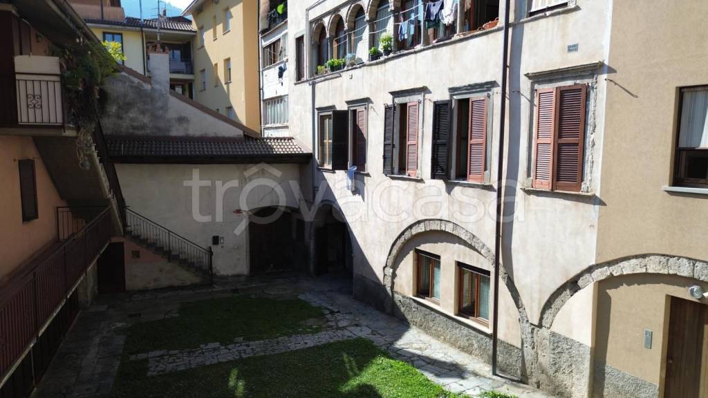appartamento in vendita a Gazzaniga