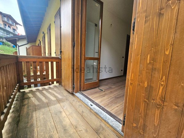appartamento in vendita a Gazzaniga in zona Orezzo