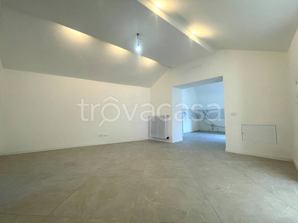 casa indipendente in vendita a Gazzaniga