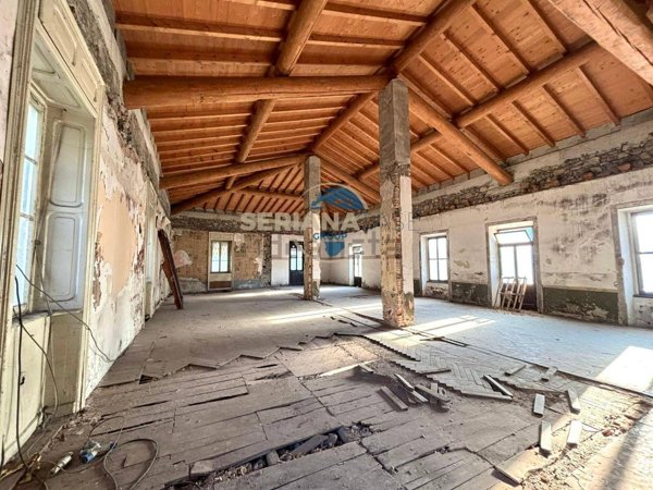 locale commerciale in vendita a Gazzaniga