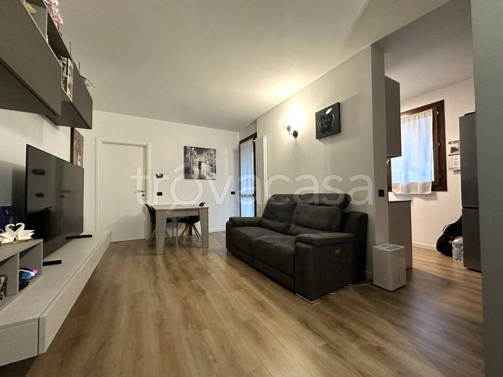 appartamento in vendita a Gazzaniga