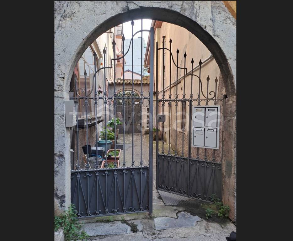 appartamento in vendita a Gazzaniga