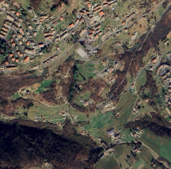 terreno edificabile in vendita a Gazzaniga in zona Orezzo