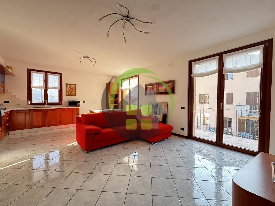 appartamento in vendita a Gazzaniga in zona Masserini