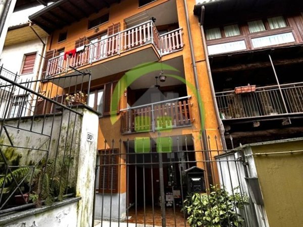 casa semindipendente in vendita a Gazzaniga