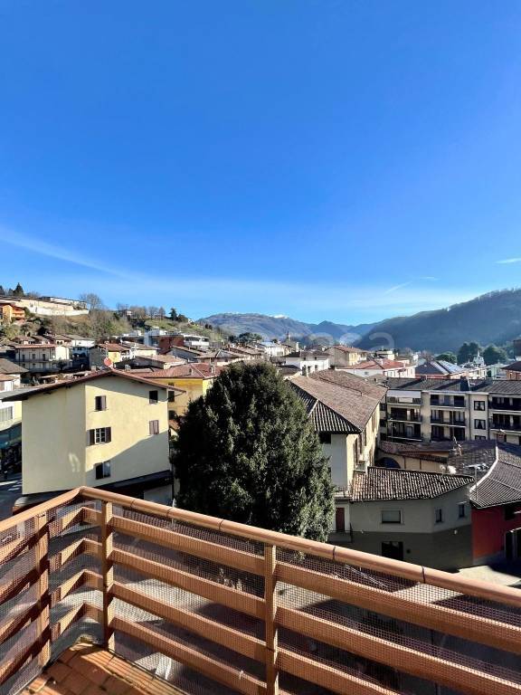 appartamento in vendita a Gazzaniga