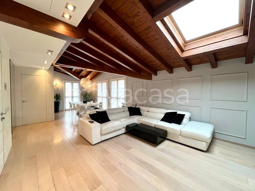 appartamento in vendita a Gazzaniga