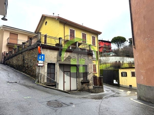 casa indipendente in vendita a Gazzaniga in zona Masserini