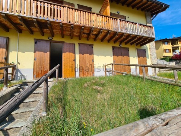 appartamento in vendita a Gazzaniga