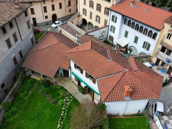 casa indipendente in vendita a Gazzaniga