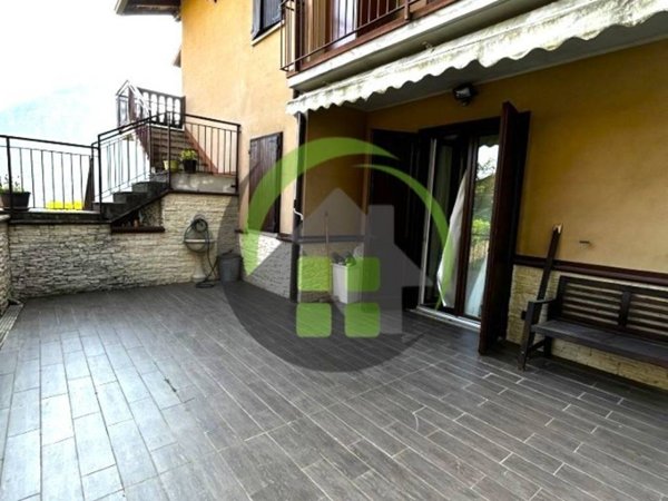 appartamento in vendita a Gazzaniga in zona Orezzo