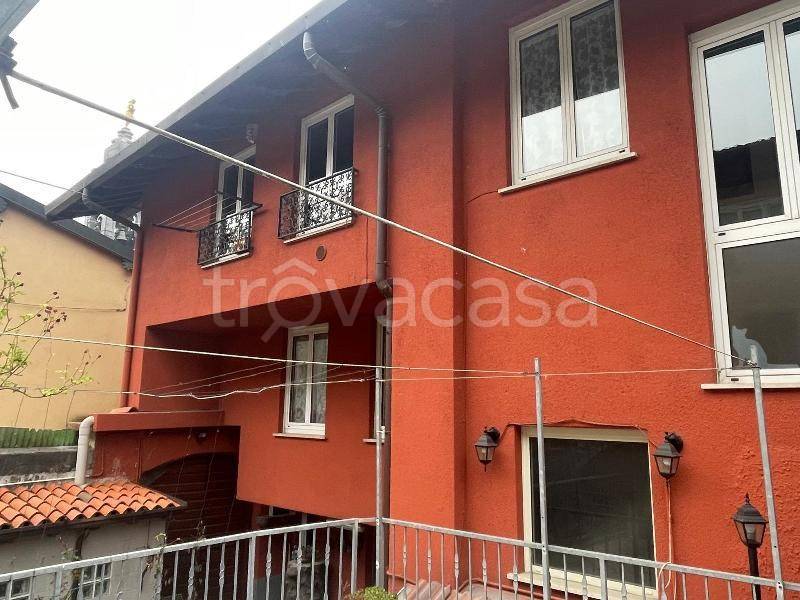 casa indipendente in vendita a Gazzaniga