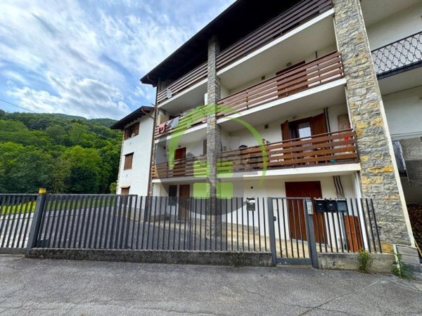 appartamento in vendita a Gazzaniga in zona Orezzo