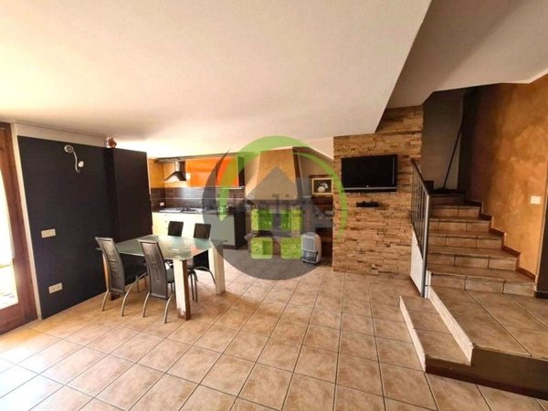 appartamento in vendita a Gazzaniga in zona Orezzo