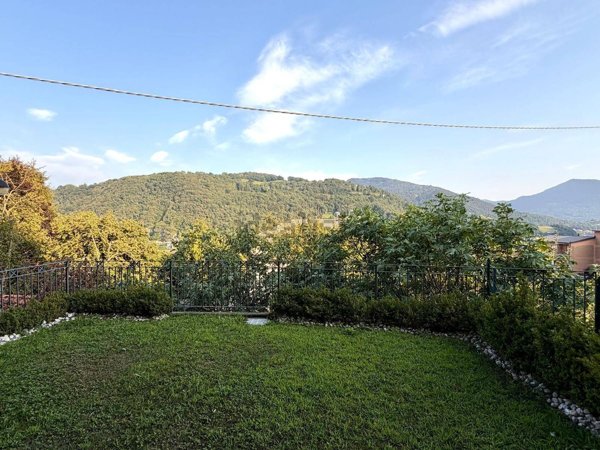 appartamento in vendita a Gazzaniga