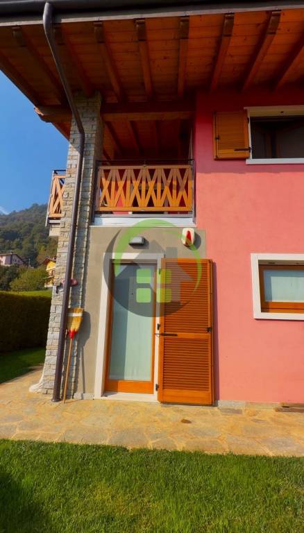 casa indipendente in vendita a Gazzaniga