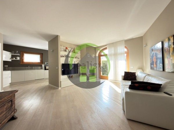 casa indipendente in vendita a Gazzaniga