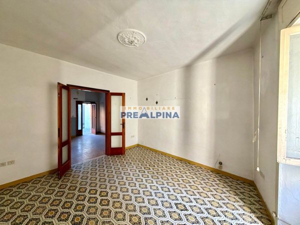 casa indipendente in vendita a Gazzaniga