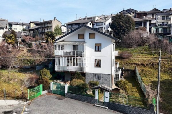 casa indipendente in vendita ad Alpette