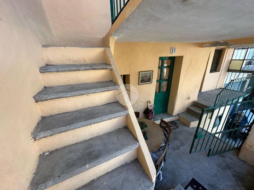 appartamento in vendita ad Alpette