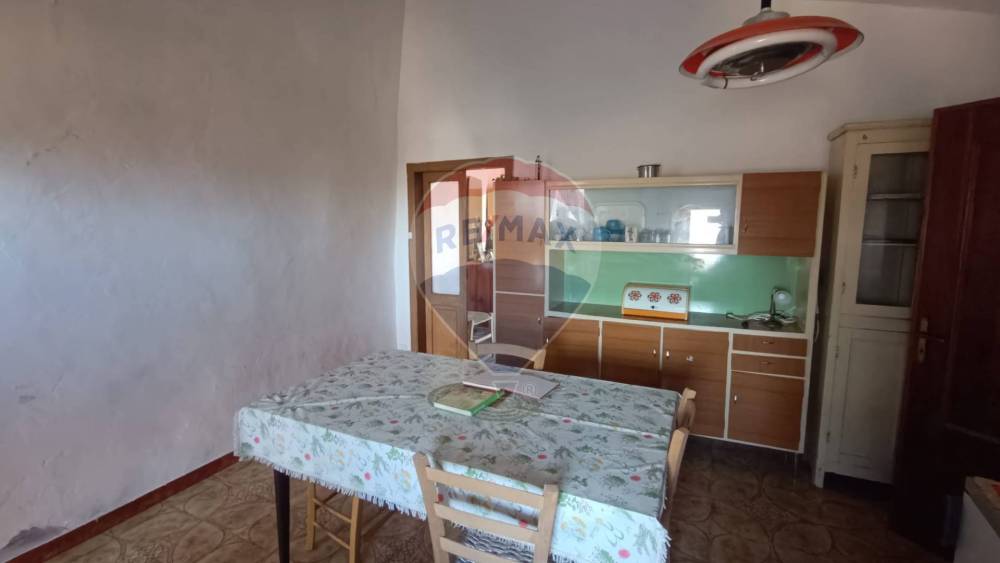 casa indipendente in vendita ad Alpette