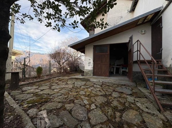 casa indipendente in vendita ad Alpette