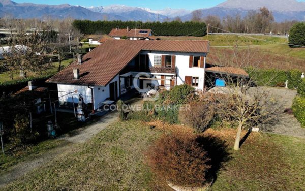 casa indipendente in vendita ad Alpette