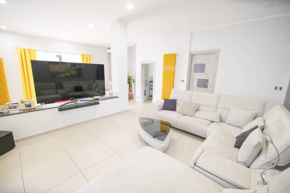 casa indipendente in vendita ad Alpette