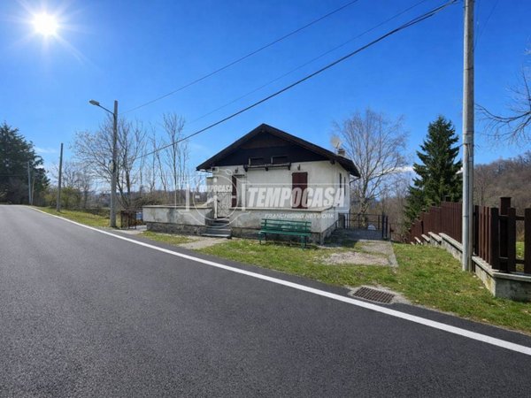 appartamento in vendita ad Alpette