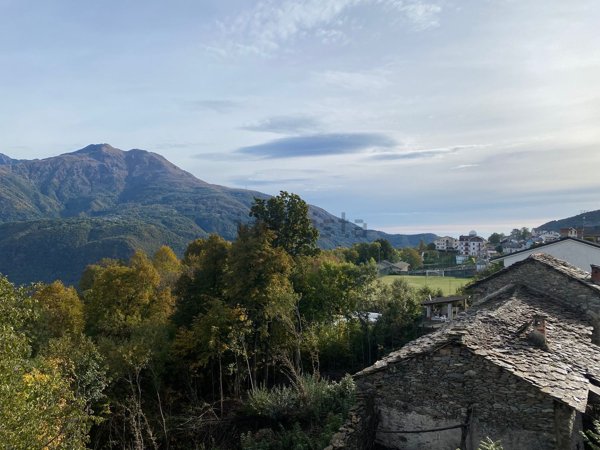 casa indipendente in vendita ad Alpette