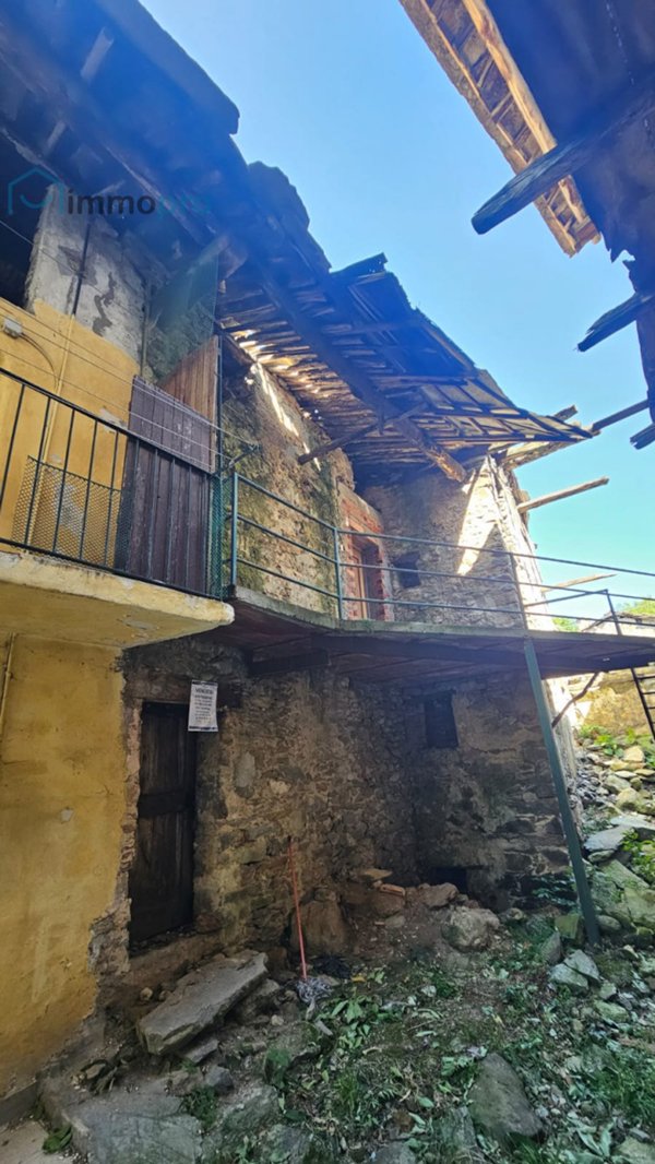 appartamento in vendita ad Alpette