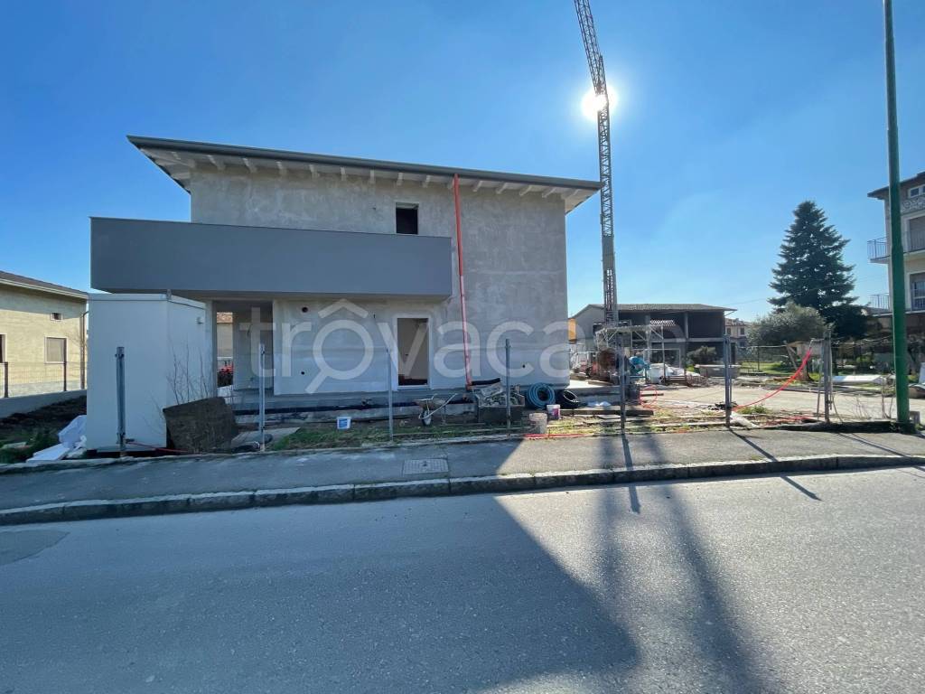 casa indipendente in vendita a Ghisalba