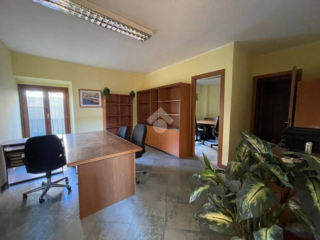 ufficio in vendita a Ghisalba