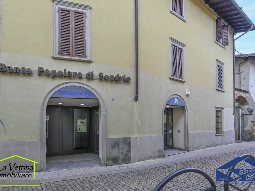 negozio in vendita a Ghisalba