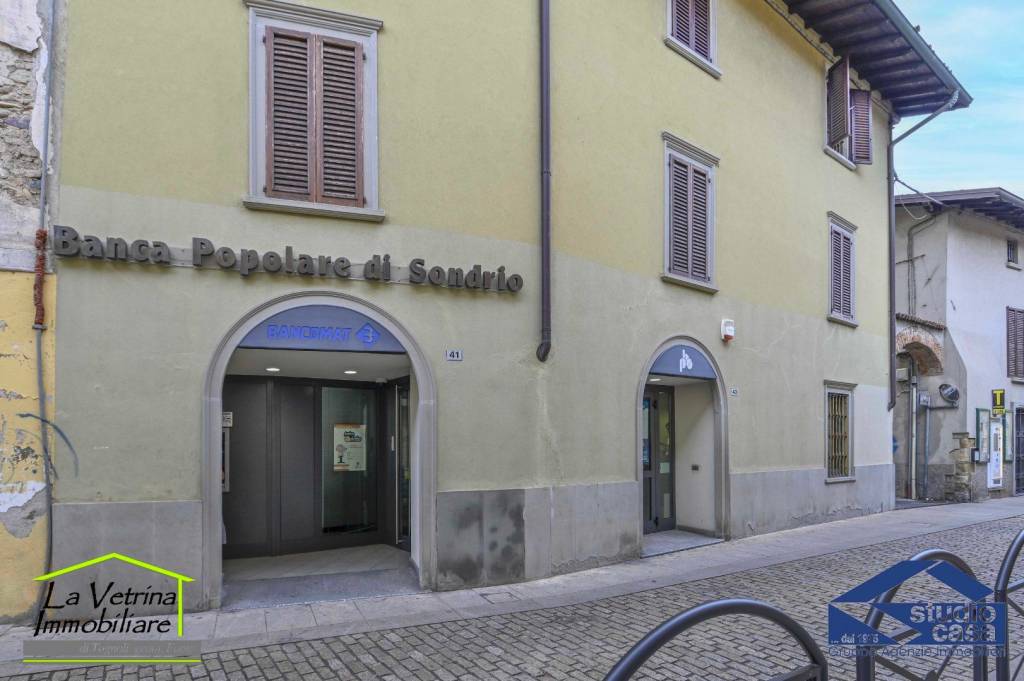 negozio in vendita a Ghisalba