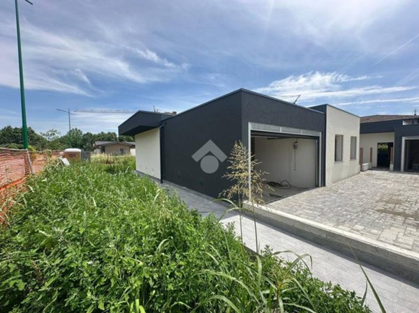 casa indipendente in vendita a Ghisalba