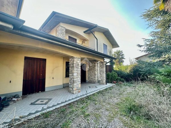 appartamento in vendita a Ghisalba