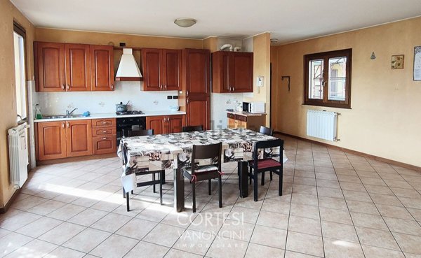 appartamento in vendita a Ghisalba